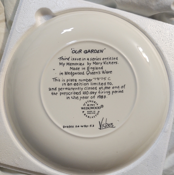 "Our Garden" third issue in the My Memories Series by Mary Vickers. Numbered. - Picture 2 of 5